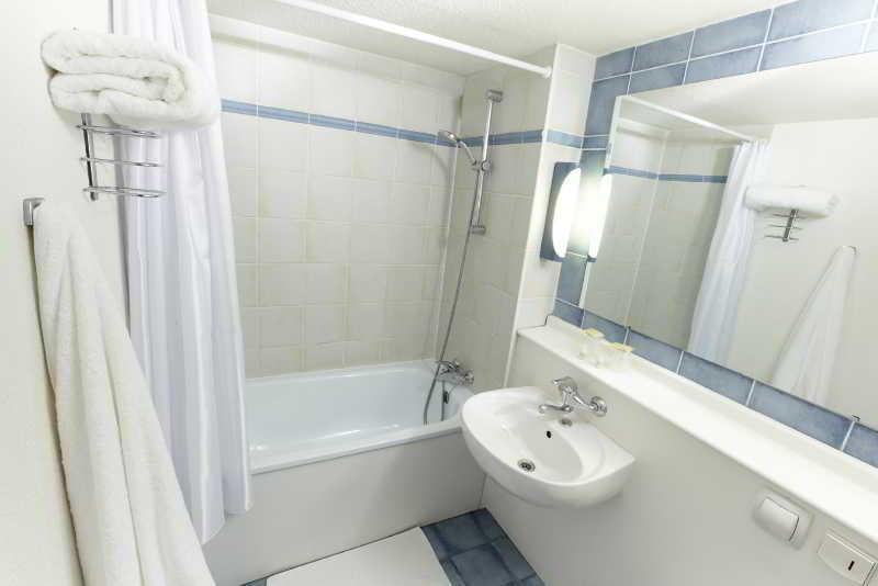 Campanile Paris 15 - Tour Eiffel Hotel 2*